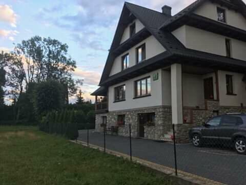 Janos Pokoje Goscinne Bialka Tatrzanska Buitenkant foto